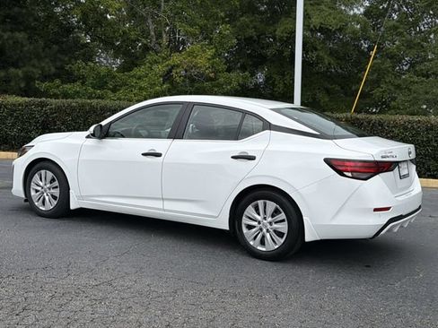 Used 2024 Nissan Sentra S FWD image 3