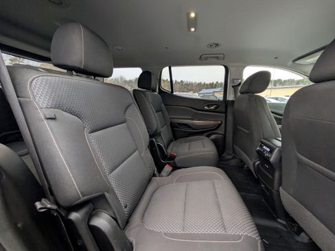 Used 2021 GMC Acadia SLE image 39