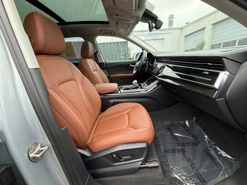 Used 2023 Audi Q7 2.0T Premium w/ Convenience Package AWD/4WD image 27
