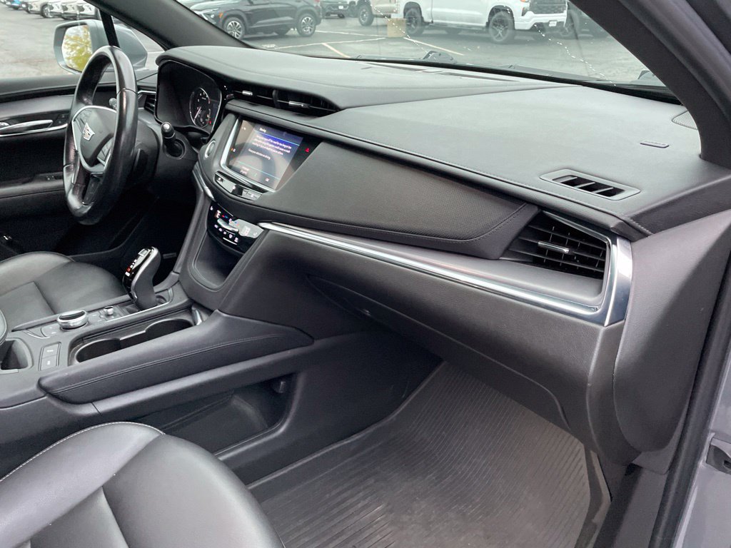 Used 2020 Cadillac XT5 Luxury w/ LPO, Floor Liner Package AWD/4WD image 11
