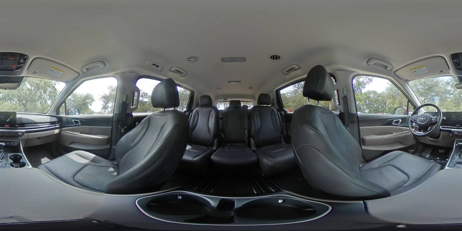 Used 2026 Kia Carnival FWD image 44