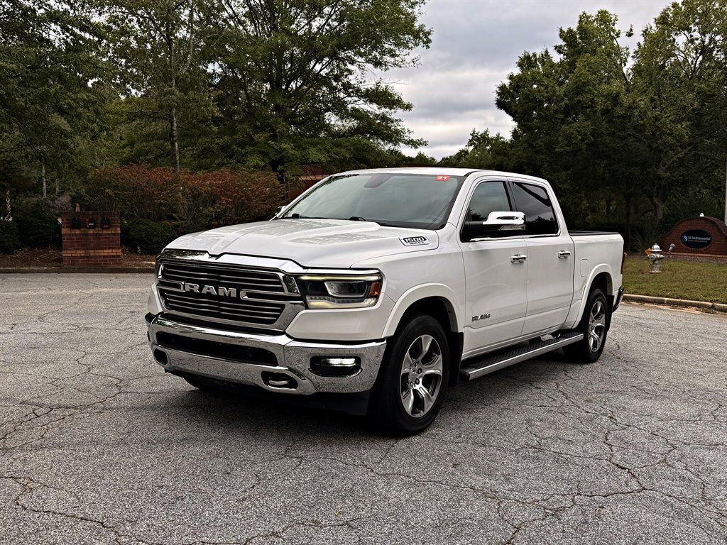 Used 2019 RAM 1500 Laramie AWD/4WD image 1