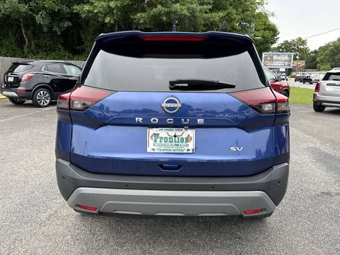 Used 2023 Nissan Rogue SV FWD image 4