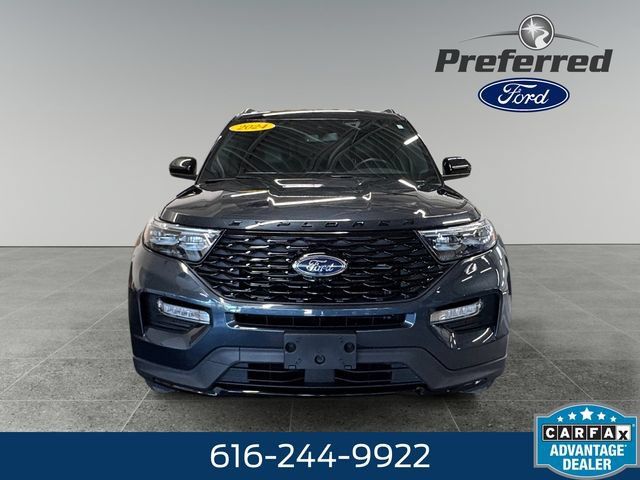Used 2024 Ford Explorer ST-Line w/ Class IV Trailer Tow Package AWD/4WD image 11