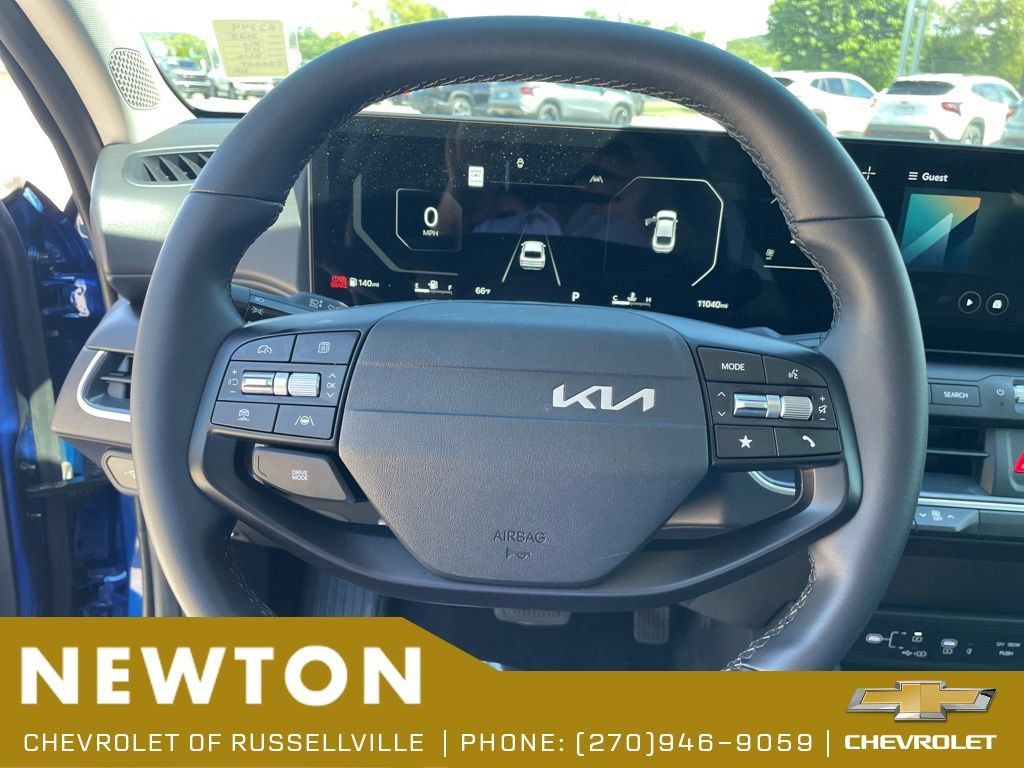 Used 2025 Kia K4 EX FWD image 11