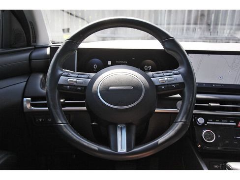 Certified 2025 Hyundai Tucson SEL FWD image 16