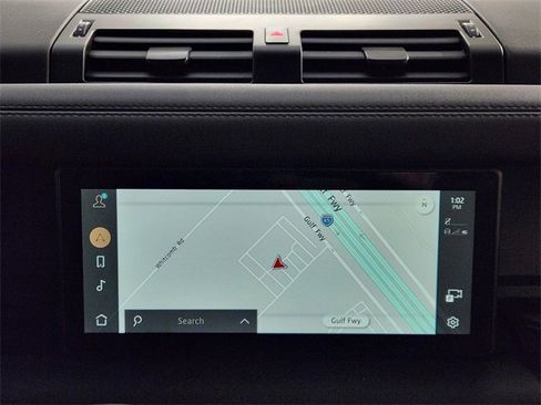 Used 2024 Land Rover Defender 110 X-Dynamic SE image 15