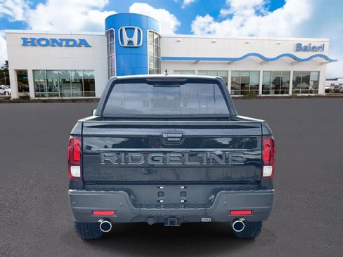 Used 2026 Honda Ridgeline Black Edition image 4
