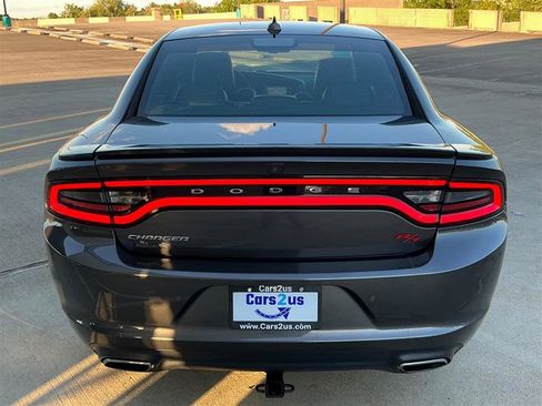 Used 2016 Dodge Charger R/T image 5