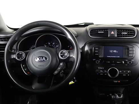 Used 2017 Kia Soul + image 28