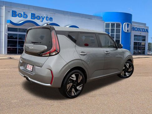 Used 2023 Kia Soul GT-Line image 5