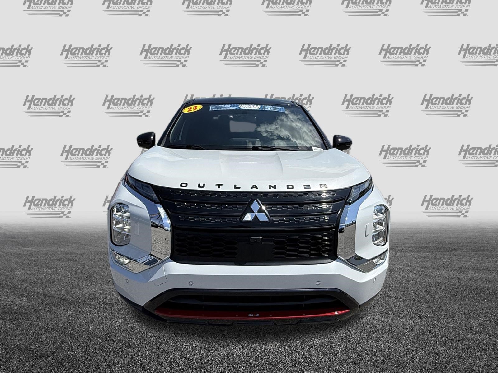 Used 2023 Mitsubishi Outlander Ralliart AWD/4WD image 3