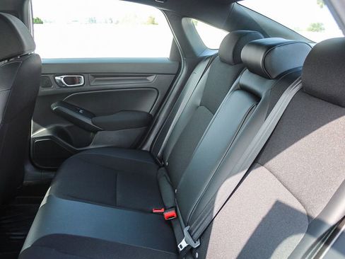 Certified 2025 Honda Civic Sport image 17