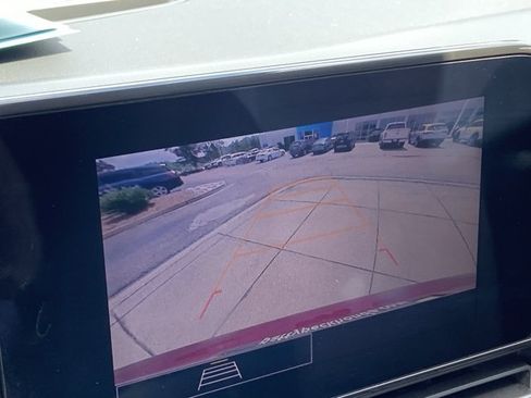 Used 2024 Chevrolet Trax LS FWD image 36