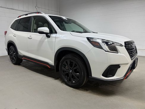 Used 2024 Subaru Forester Sport AWD/4WD image 3