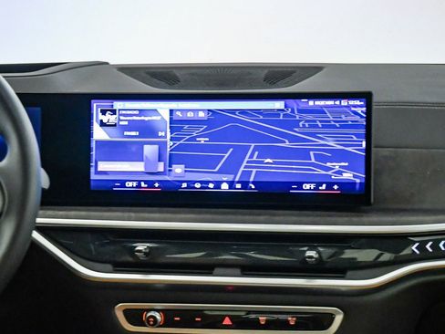 Certified 2024 BMW X5 xDrive40i w/ Premium Package AWD/4WD image 14