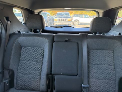 Used 2023 Chevrolet Equinox LT image 15