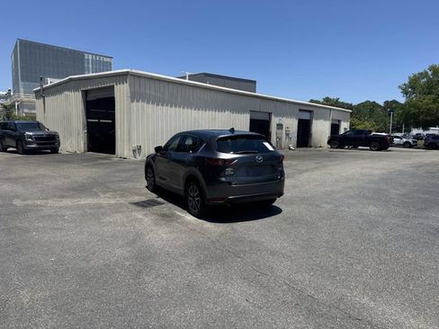 Used 2017 MAZDA CX-5 Grand Touring w/ Premium Package FWD image 7