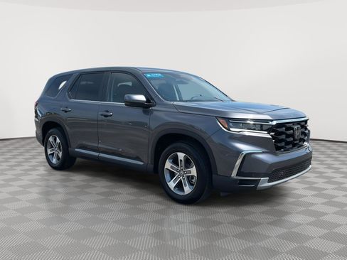 Certified 2025 Honda Pilot EX-L image 1