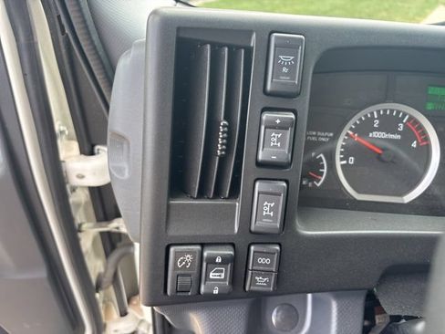 New 2023 Chevrolet Low Cab Forward 5500XD RWD image 11