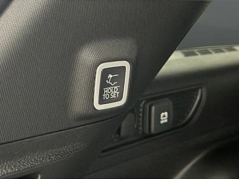 New 2026 Jeep Grand Cherokee Altitude image 32