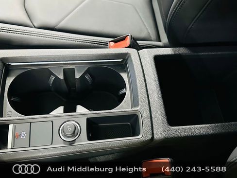 Certified 2025 Audi Q3 2.0T Premium w/ Convenience Package AWD/4WD image 23