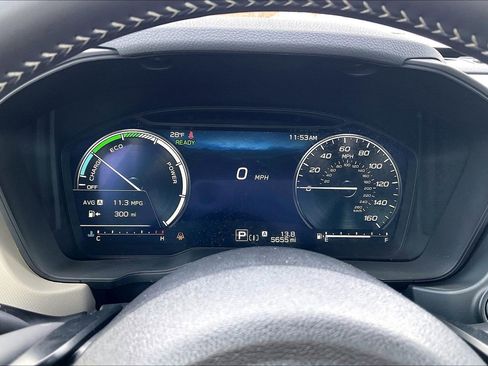 Certified 2025 Subaru Forester Premium image 24