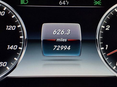 Used 2015 Mercedes-Benz S 550 4MATIC Sedan image 27