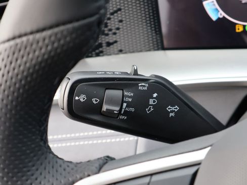 New 2026 Volkswagen Tiguan SE R-Line image 36