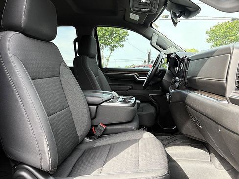 Used 2023 Chevrolet Silverado 1500 LT image 12