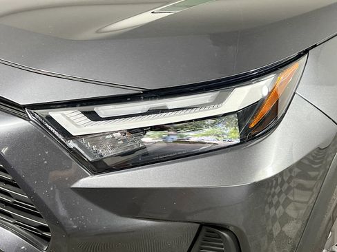 Used 2024 Toyota RAV4 XLE w/ Convenience Package image 12