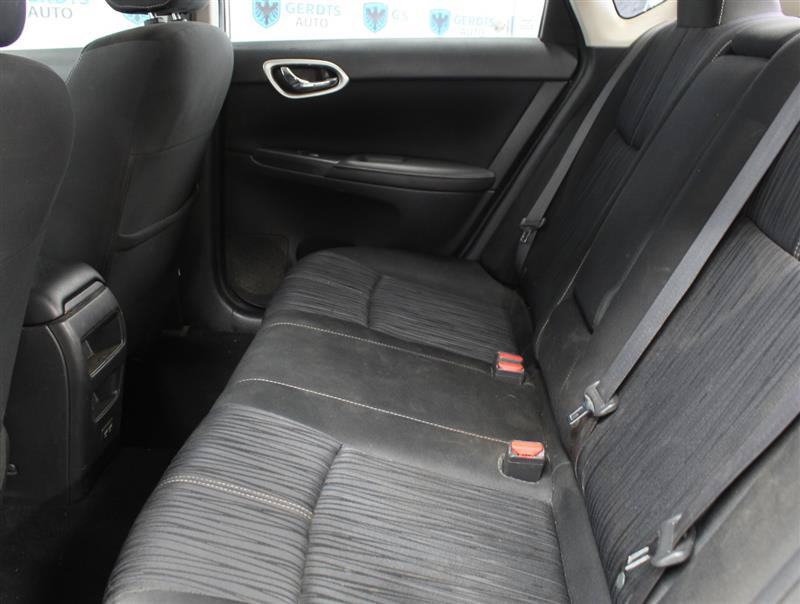 Used 2018 Nissan Sentra SV FWD image 16
