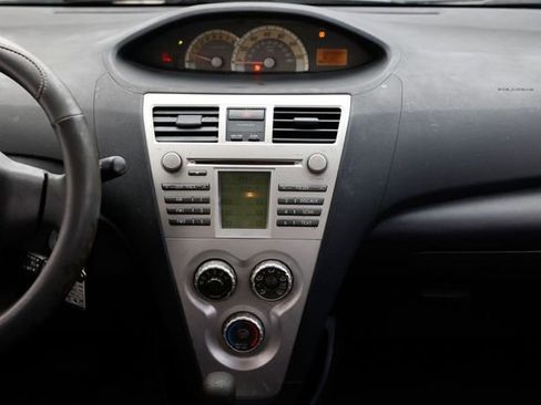 Used 2008 Toyota Yaris Sedan image 34