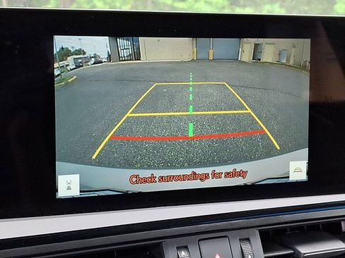 Used 2025 Lexus ES 350 w/ Premium Package FWD image 18