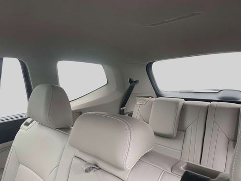 Used 2022 Volkswagen Atlas SE image 12