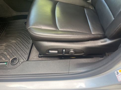 Used 2025 Chevrolet Malibu LT w/ Redline Edition image 18