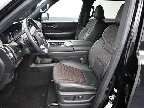 Used 2025 Nissan Armada Platinum w/ Convenience Package AWD/4WD image 19