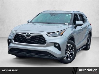Used 2021 Toyota Highlander XLE