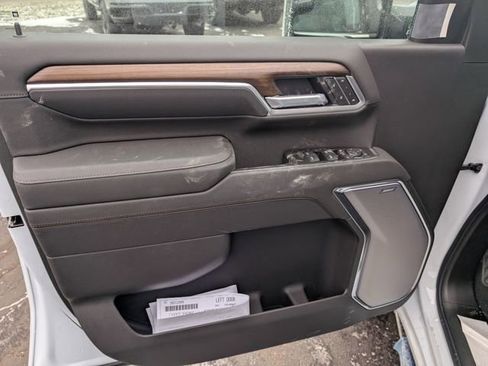 New 2026 Chevrolet Silverado 3500 High Country w/ High Country Premium Package image 15