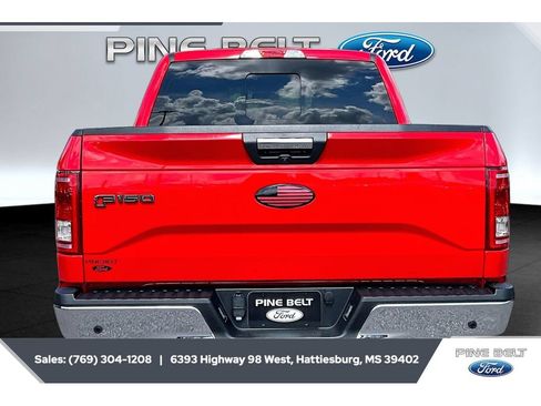 Used 2015 Ford F150 XLT w/ Equipment Group 302A Luxury AWD/4WD image 4