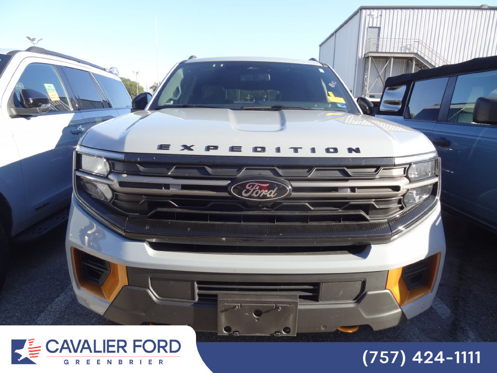 Used 2026 Ford Expedition Tremor AWD/4WD image 3