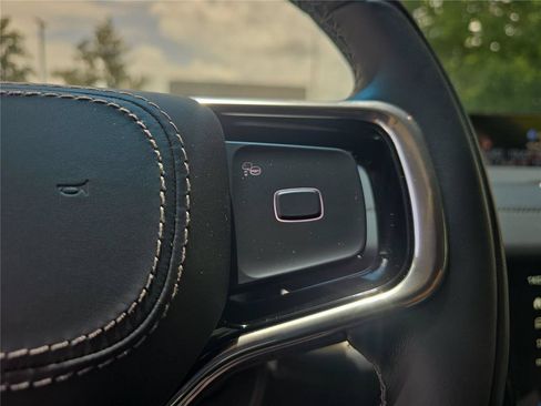 New 2027 Lincoln Navigator Premiere RWD image 25