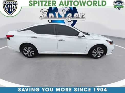 Used 2022 Nissan Altima 2.5 S FWD image 9