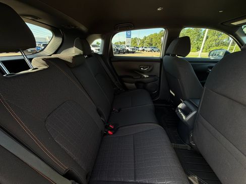 Used 2025 Honda HR-V Sport image 28