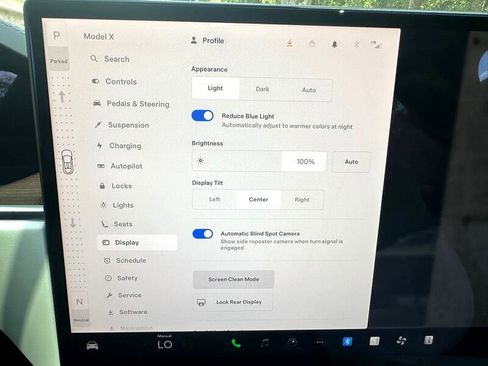 Used 2022 Tesla Model X image 79