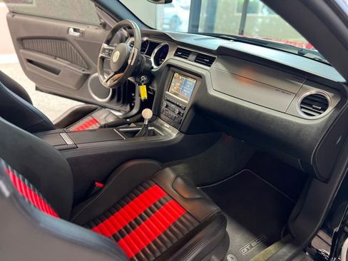 Used 2013 Ford Mustang Shelby GT500 RWD image 26