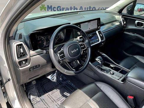 Used 2022 Kia Sorento S FWD image 21