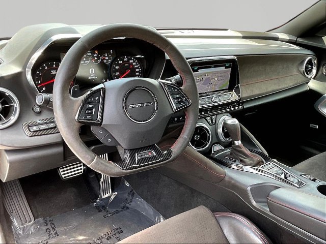 Used 2018 Chevrolet Camaro ZL1 RWD image 8