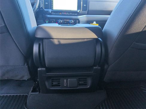 New 2026 GMC Sierra 1500 Elevation image 13