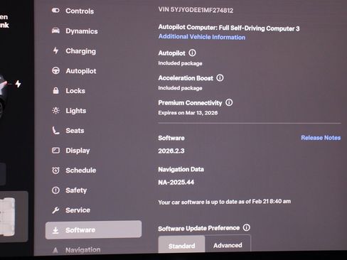 Used 2021 Tesla Model Y Long Range image 23